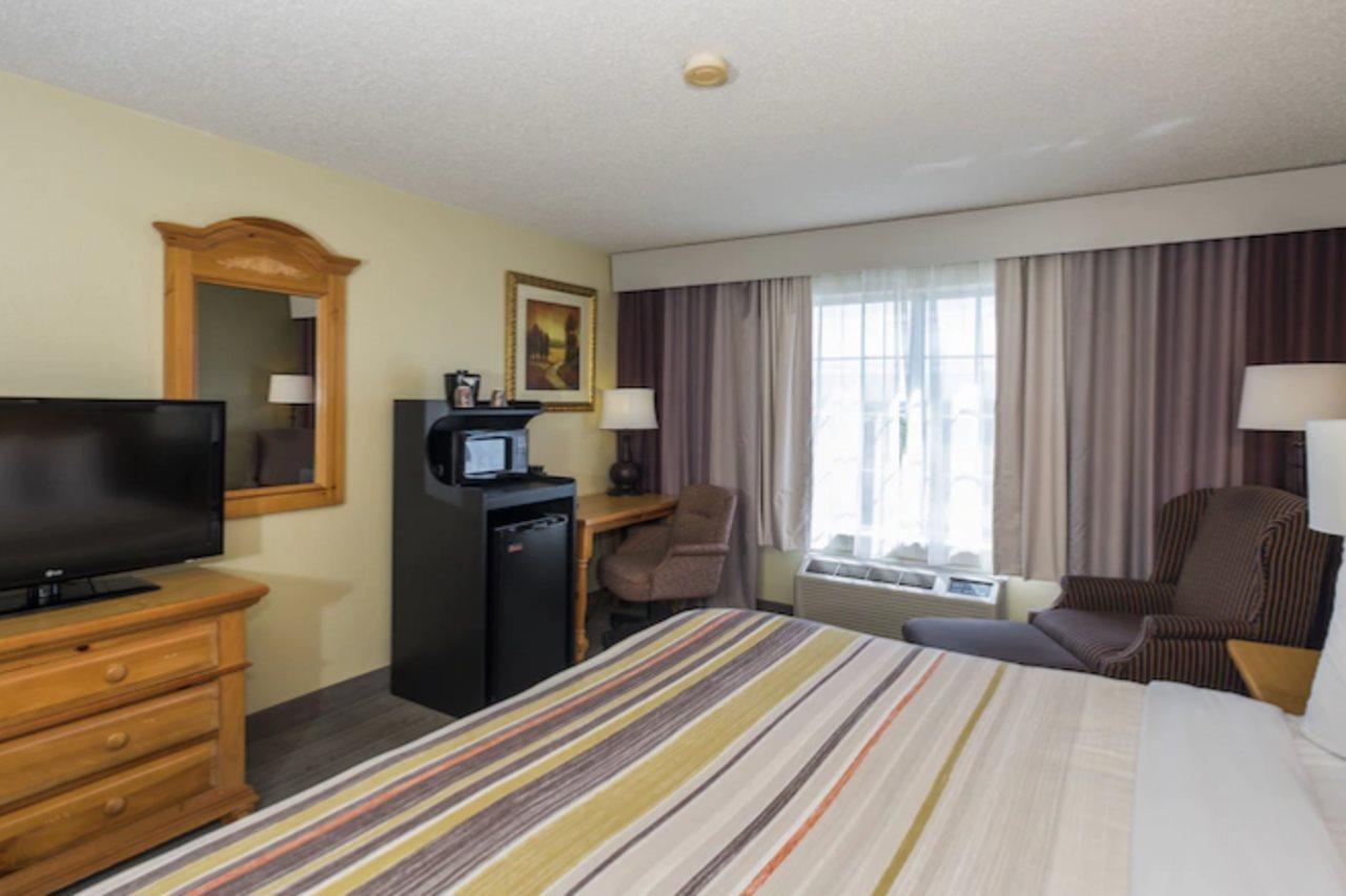 Holiday Inn Express & Suites Chicago - Matteson By Ihg Eksteriør billede