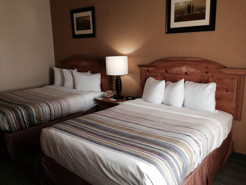 Holiday Inn Express & Suites Chicago - Matteson By Ihg Eksteriør billede
