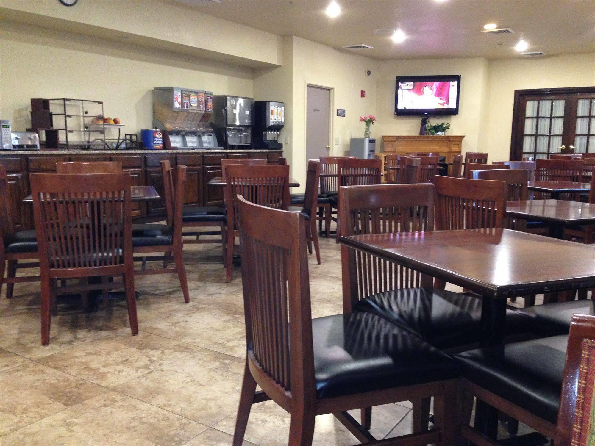 Holiday Inn Express & Suites Chicago - Matteson By Ihg Eksteriør billede