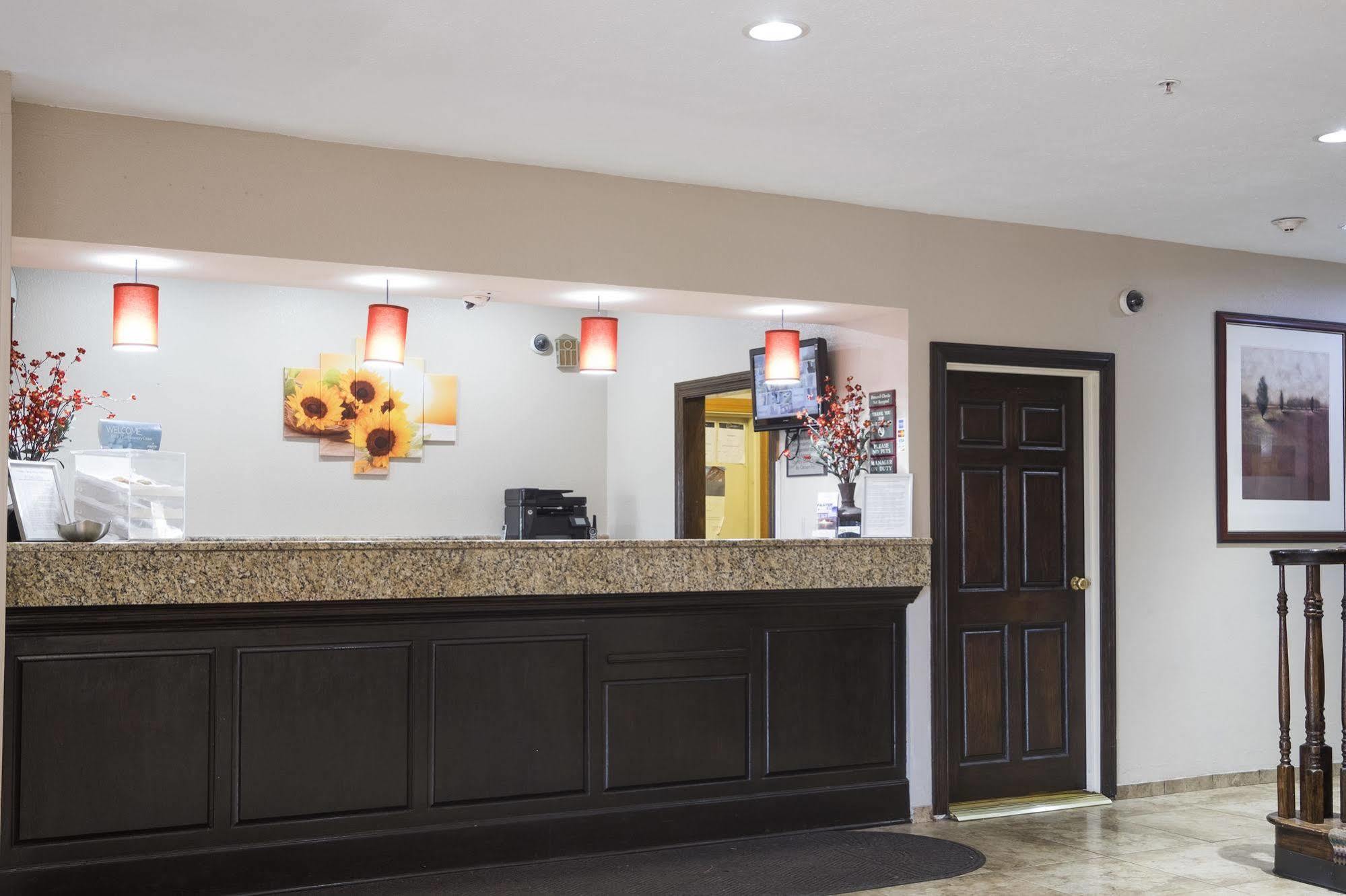 Holiday Inn Express & Suites Chicago - Matteson By Ihg Eksteriør billede